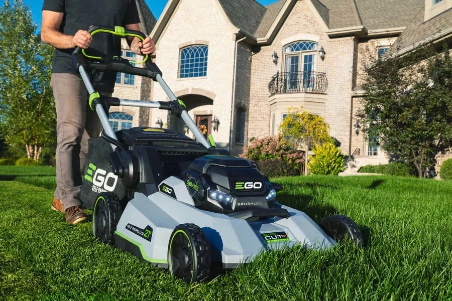 the best battery powered lawn mower